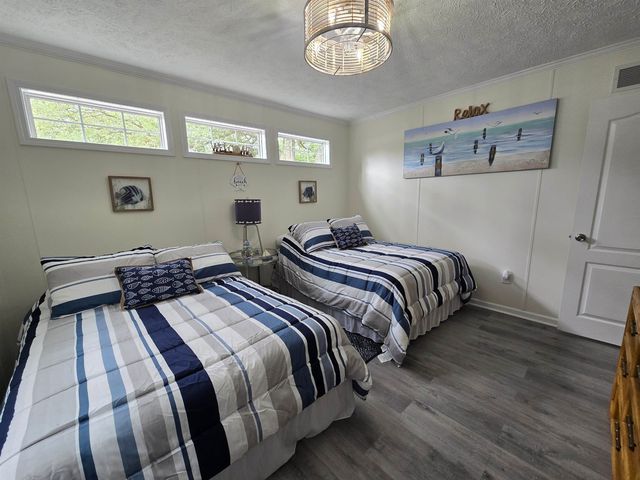 457 E Banks Dr., Garden City Beach, SC 29576