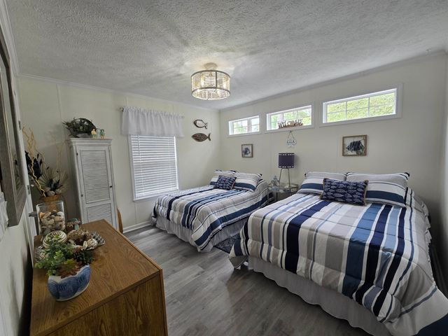 457 E Banks Dr., Garden City Beach, SC 29576