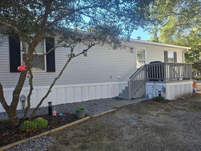 457 E Banks Dr., Garden City Beach, SC 29576