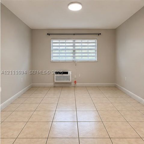 1450 NE 171st St 104B, North Miami Beach, FL 33162