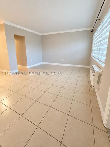 1450 NE 171st St 104B, North Miami Beach, FL 33162