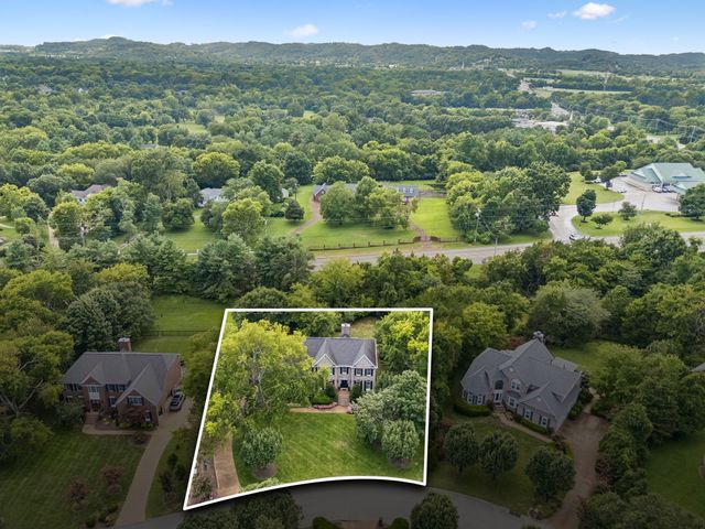 9023 Fallswood Ln, Brentwood, TN 37027