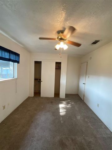 11710 Chadbrook Lane, Houston, TX 77099