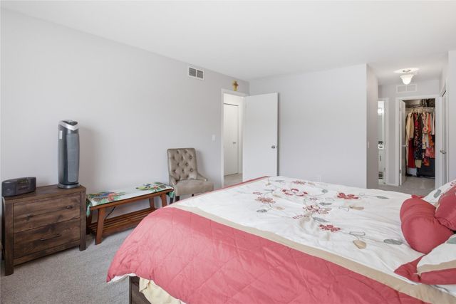 30414 Orchard Lake Road 13, Farmington, MI 48334