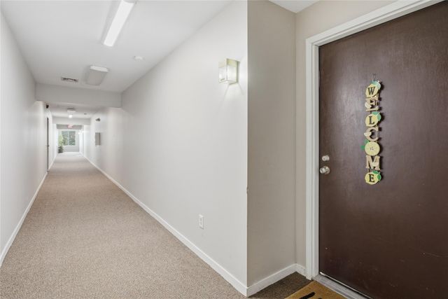 30414 Orchard Lake Road 13, Farmington, MI 48334