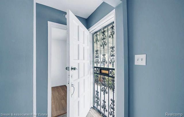 9228 Steel Street, Detroit, MI 48228