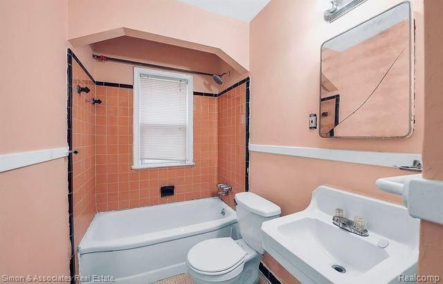 9228 Steel Street, Detroit, MI 48228