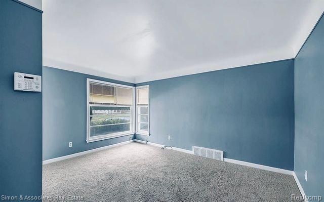 9228 Steel Street, Detroit, MI 48228