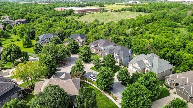 10877 S Barth Road, Olathe, KS 66061