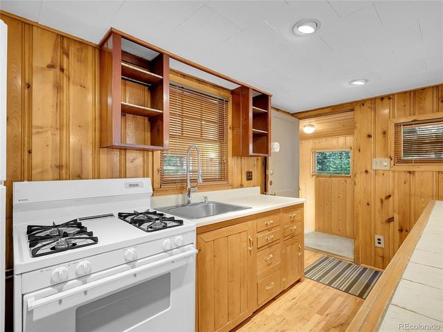 26731 Vosler St, Conifer, CO 80433