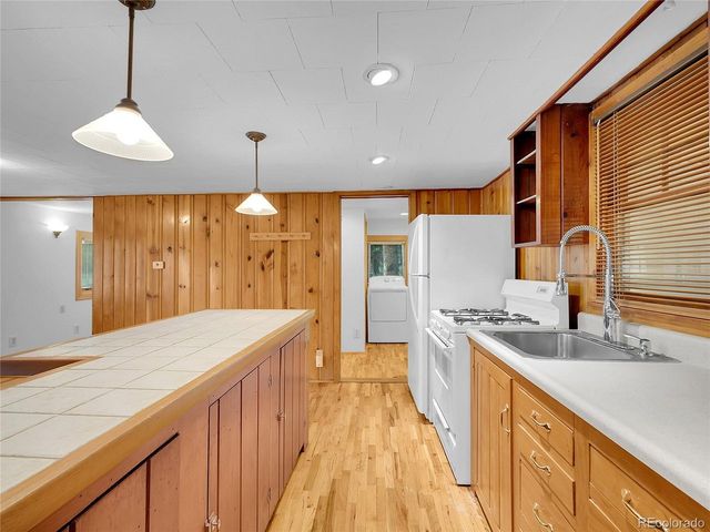 26731 Vosler St, Conifer, CO 80433