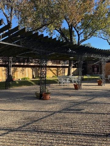 7600 Burgoyne Road 206, Houston, TX 77063