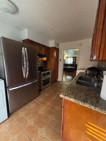 7600 Burgoyne Road 206, Houston, TX 77063