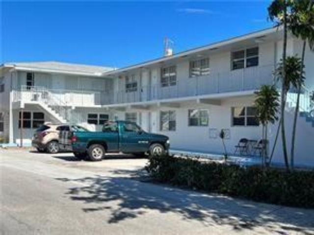 4652 POINCIANA Street 1, Lauderdale By The Sea, FL 33308