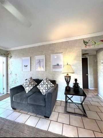 4652 POINCIANA Street 1, Lauderdale By The Sea, FL 33308