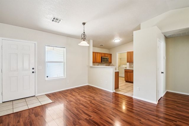 2537 Dayflower Lane, Norman, OK 73069