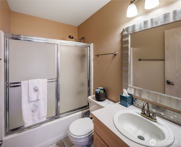 6512 75th Drive NE, Marysville, WA 98270