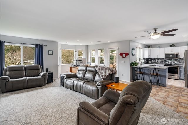 6512 75th Drive NE, Marysville, WA 98270