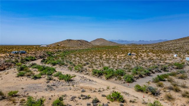 3 LOTS N Parker Road, Golden Valley, AZ 86413
