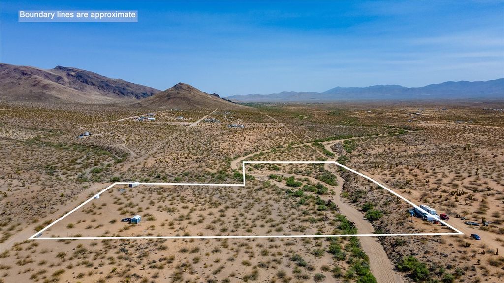 3 LOTS N Parker Road, Golden Valley, AZ 86413