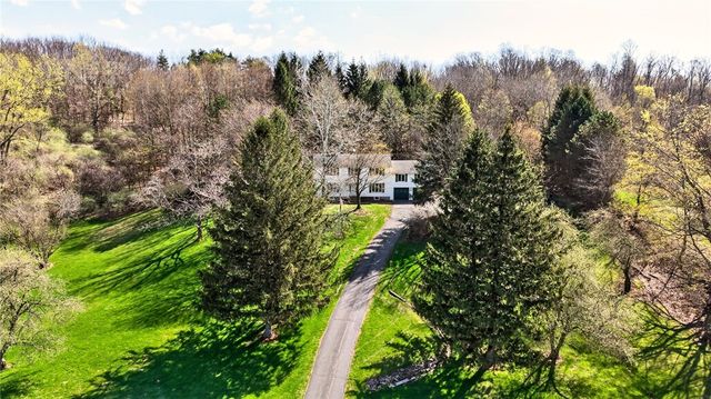1341 Strong Road, Victor, NY 14564