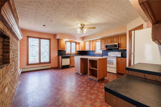 1341 Strong Road, Victor, NY 14564