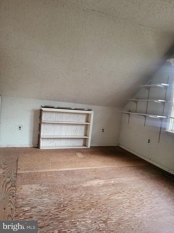 31 PENN VALLEY DRIVE, Yardley, PA 19067