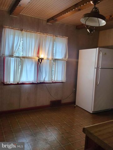 31 PENN VALLEY DRIVE, Yardley, PA 19067