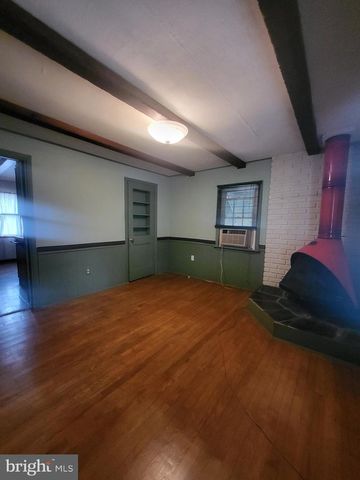 31 PENN VALLEY DRIVE, Yardley, PA 19067