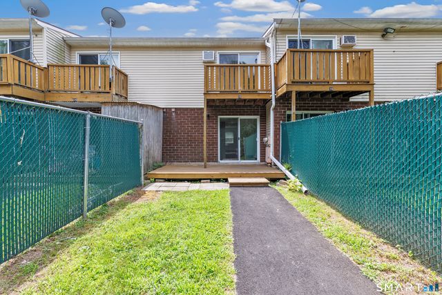215 Jaffrey Street 15, West Haven, CT 06516