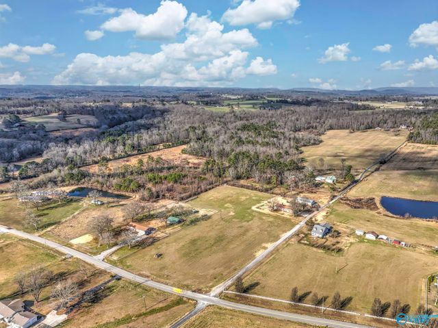 1407 Union Chapel Road, Union Grove, AL 35175