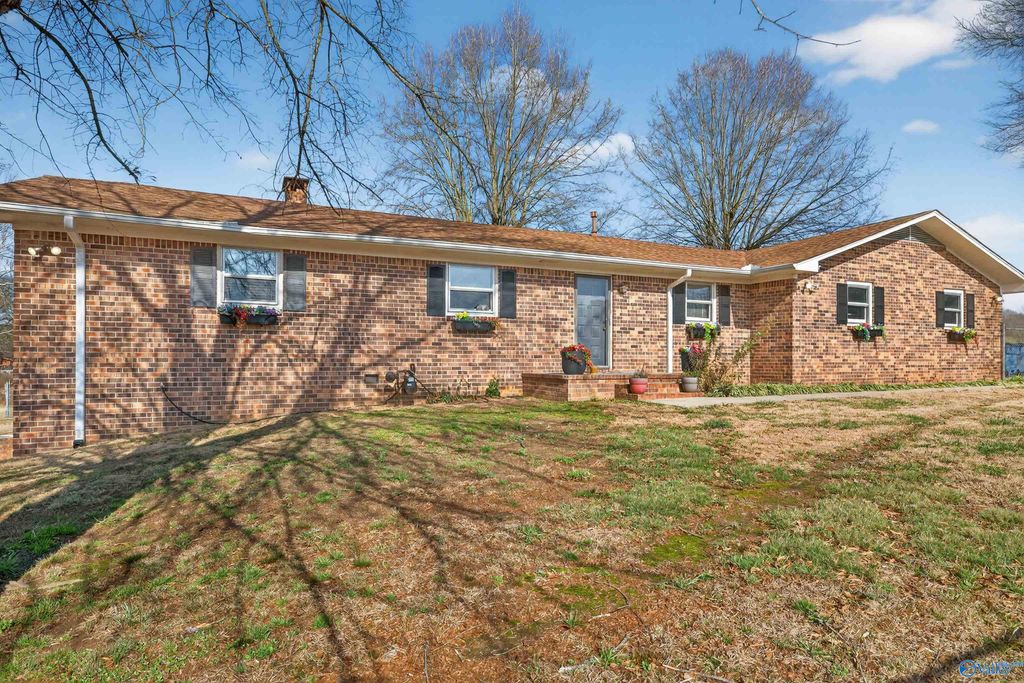1407 Union Chapel Road, Union Grove, AL 35175