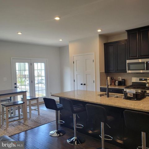 18109 RED CEDAR RD, Dumfries, VA 22026