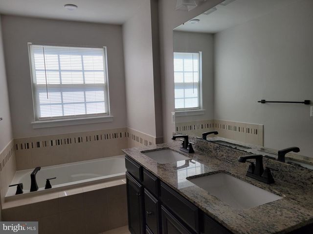 18109 RED CEDAR RD, Dumfries, VA 22026