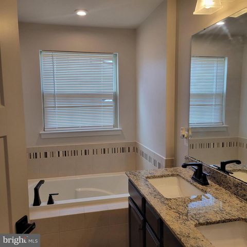 18109 RED CEDAR RD, Dumfries, VA 22026