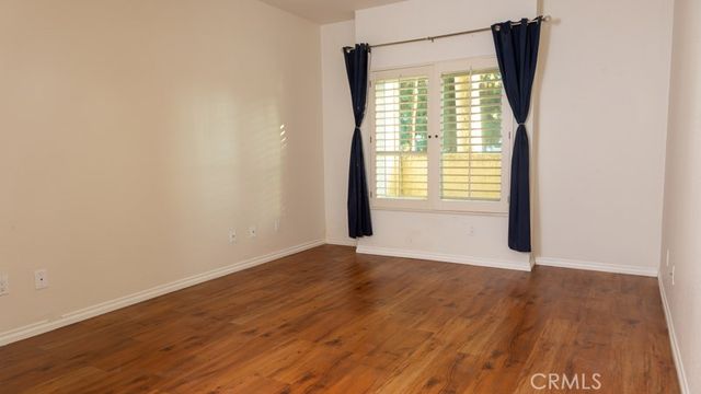 5420 Sylmar Avenue 105, Sherman Oaks, CA 91401