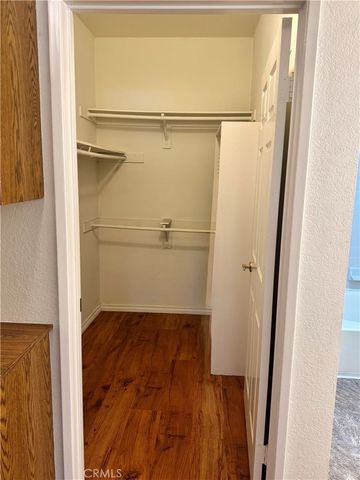 5420 Sylmar Avenue 105, Sherman Oaks, CA 91401