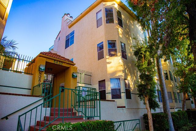 5420 Sylmar Avenue 105, Sherman Oaks, CA 91401
