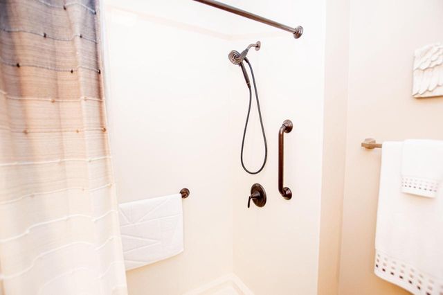 6010 S Crosswinds DRIVE #7, Cudahy, WI 53110