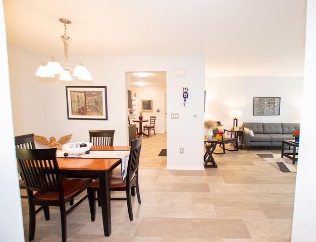 6010 S Crosswinds DRIVE #7, Cudahy, WI 53110