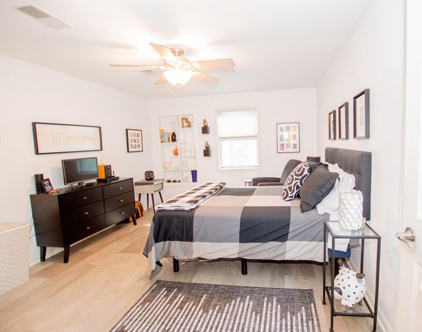 6010 S Crosswinds DRIVE #7, Cudahy, WI 53110