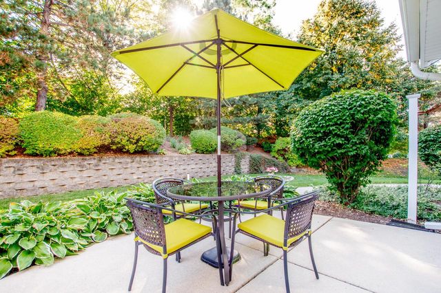 6010 S Crosswinds DRIVE #7, Cudahy, WI 53110