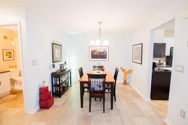 6010 S Crosswinds DRIVE #7, Cudahy, WI 53110