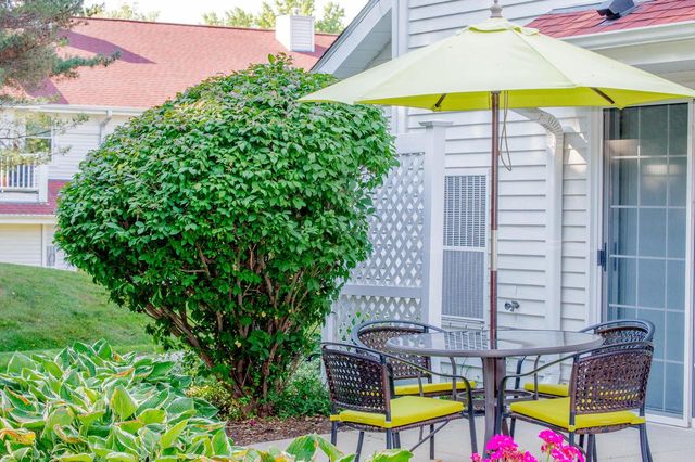 6010 S Crosswinds DRIVE #7, Cudahy, WI 53110