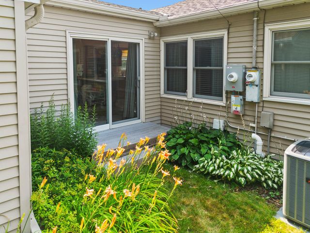 743 Parkview Avenue, Saint Paul, MN 55117