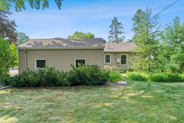 743 Parkview Avenue, Saint Paul, MN 55117