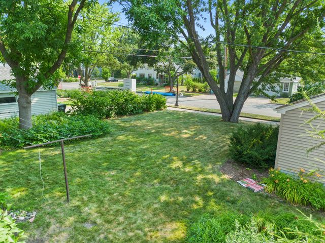 743 Parkview Avenue, Saint Paul, MN 55117