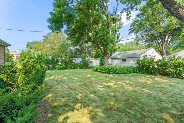 743 Parkview Avenue, Saint Paul, MN 55117