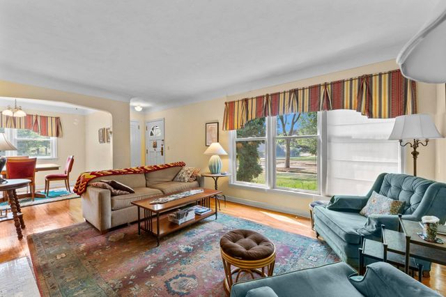 743 Parkview Avenue, Saint Paul, MN 55117
