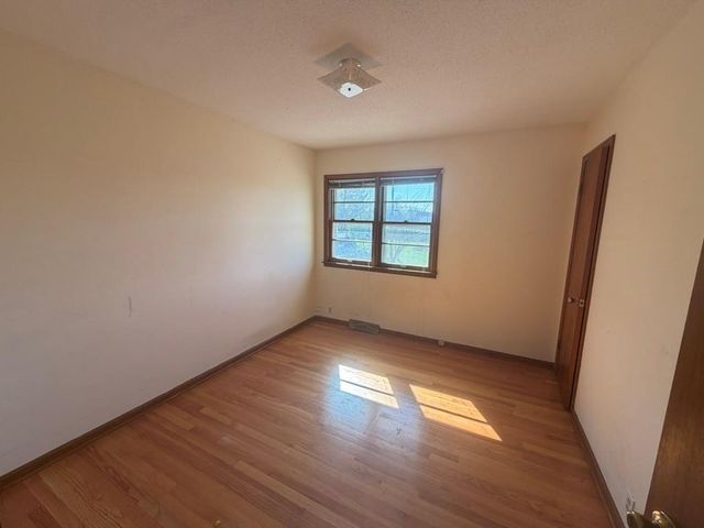111 NW 17th Street, Blue Springs, MO 64015